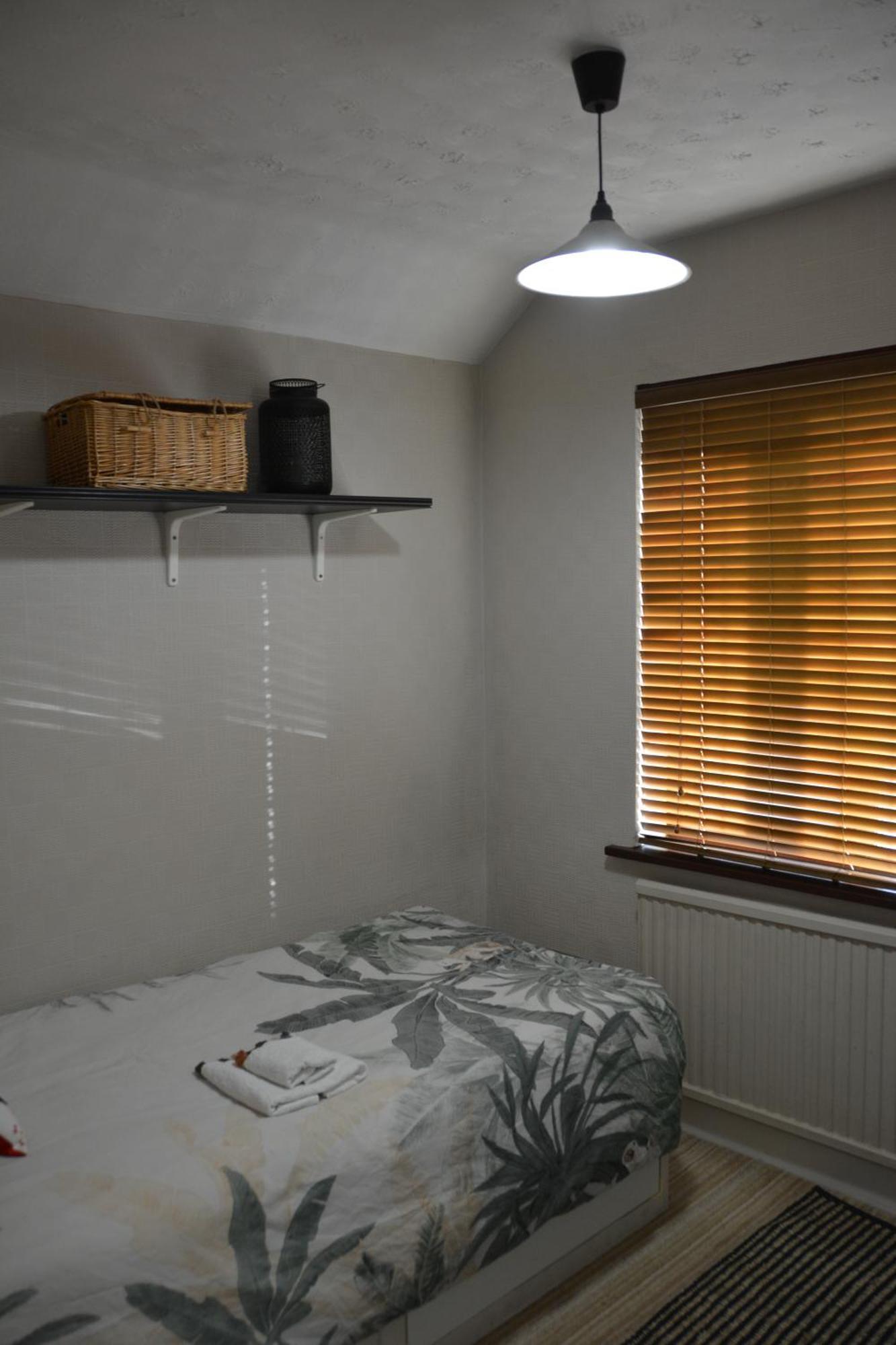 Cozy, Modern, Spacious 4 Bedroom House In London Romford Zewnętrze zdjęcie
