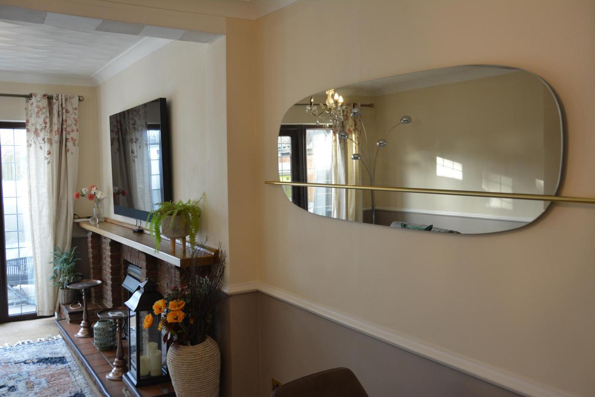 Cozy, Modern, Spacious 4 Bedroom House In London Romford Zewnętrze zdjęcie